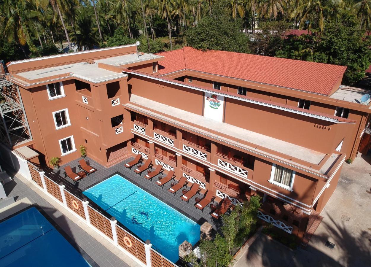 แทรเวลเลอร์ ลอดจ์ งาปาลี บาย ริเวอร์ท็อป Villa งาปาลิ ภายนอก รูปภาพ