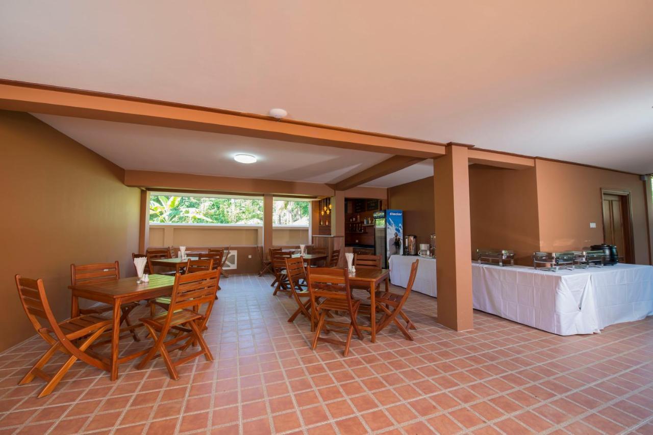 แทรเวลเลอร์ ลอดจ์ งาปาลี บาย ริเวอร์ท็อป Villa งาปาลิ ภายนอก รูปภาพ